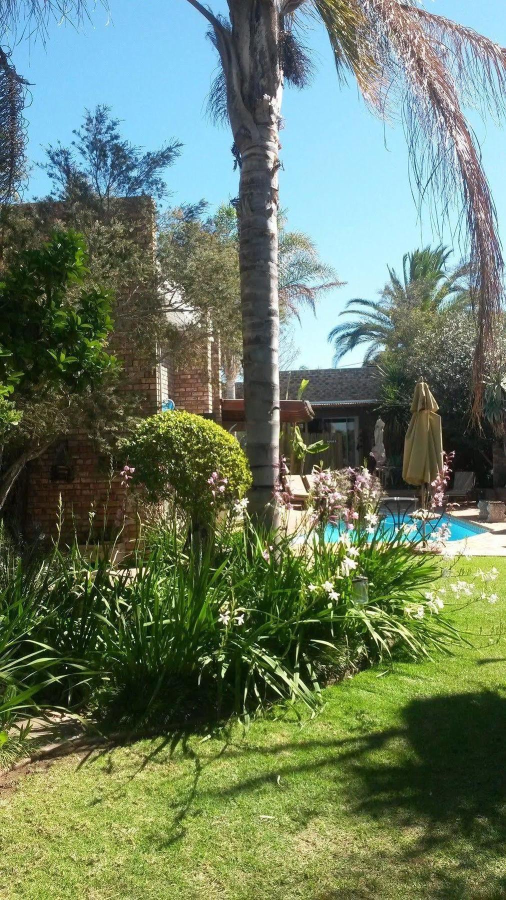 Earthbound Guest House Oudtshoorn Εξωτερικό φωτογραφία